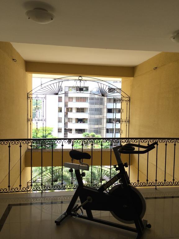 Hotel Pinares Plaza ペレイラ エクステリア 写真
